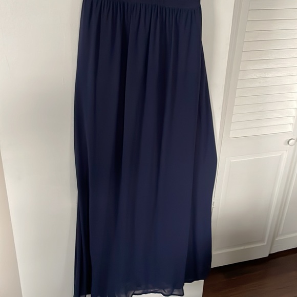 Lulus Maxi dress - Picture 3 of 4